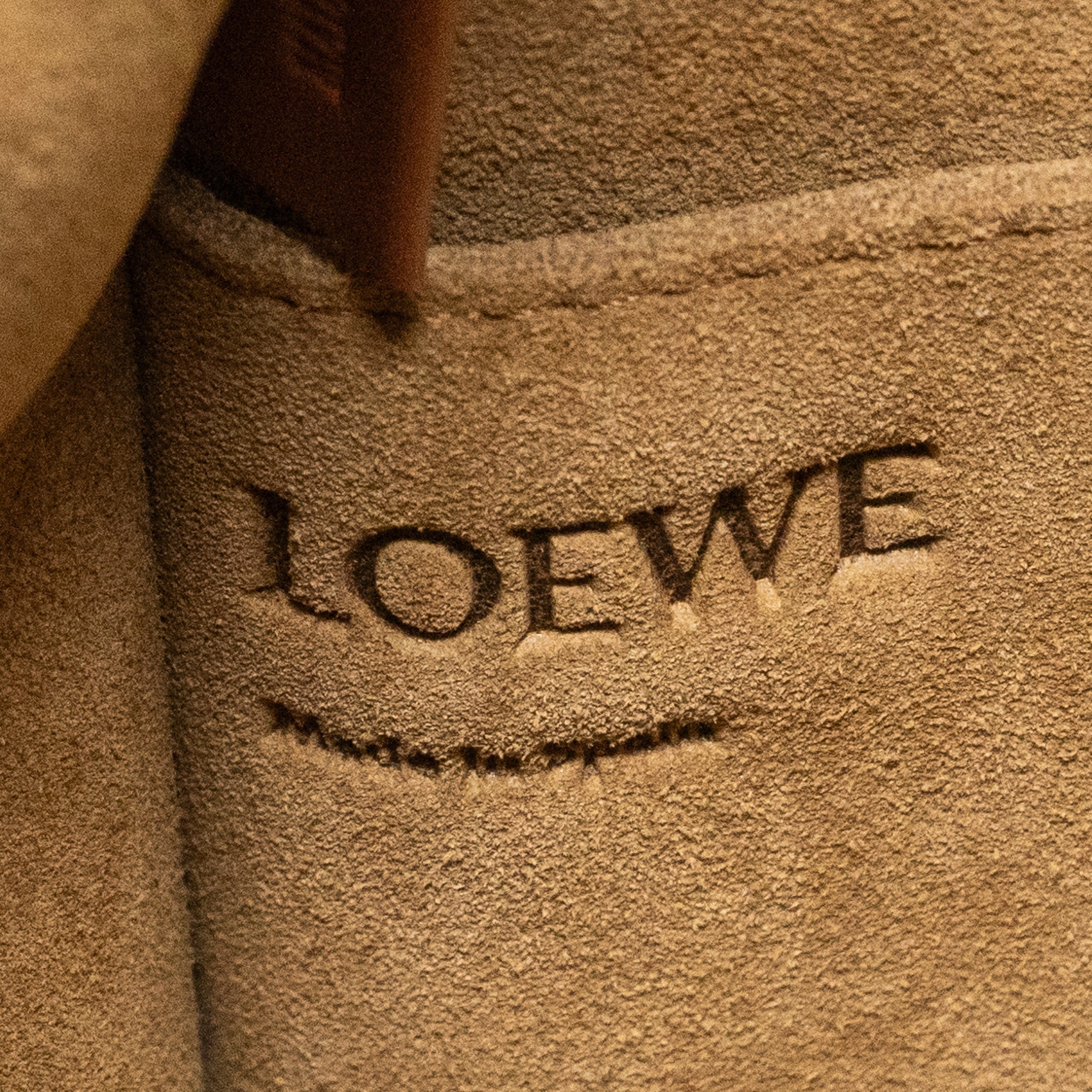 loewe-gate-bucket-bag-calfskin-black-tan-ghw