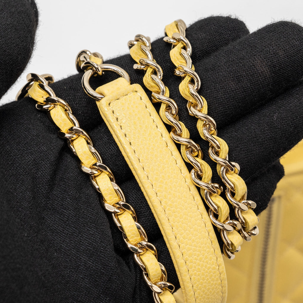 chanel-mini-business-affinity-wallet-on-chain-caviar-yellow-lghw-microchip