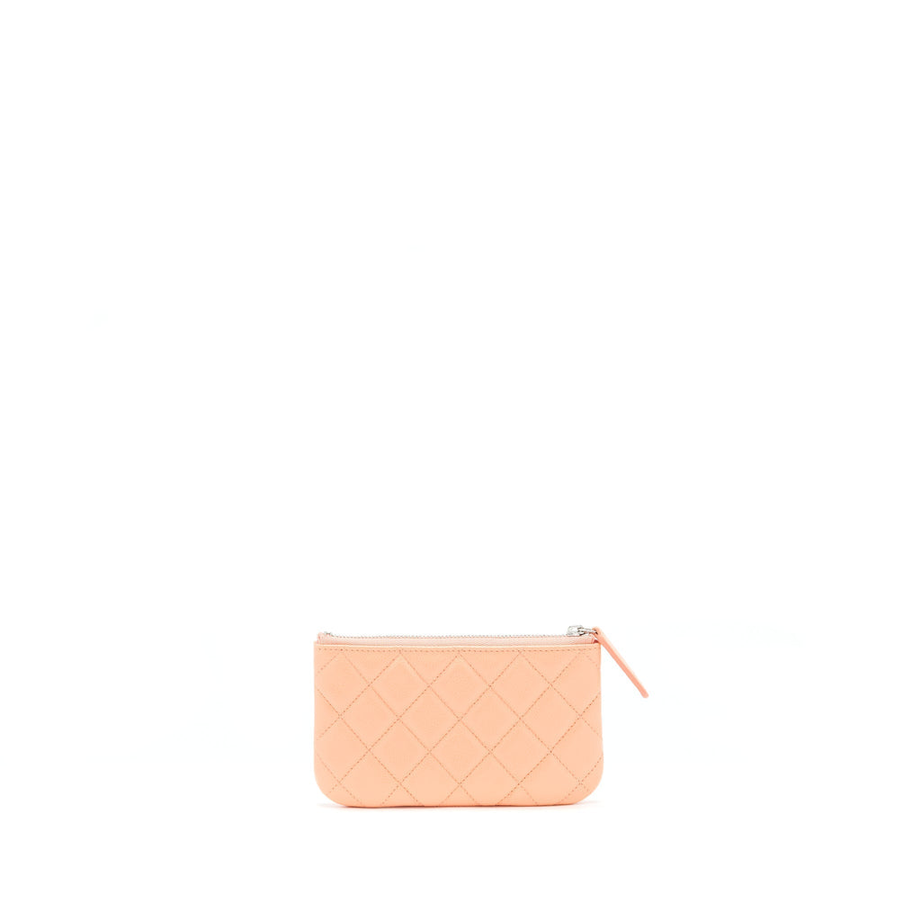 chanel-mini-ocase-zip-pouch-in-coral-caviar