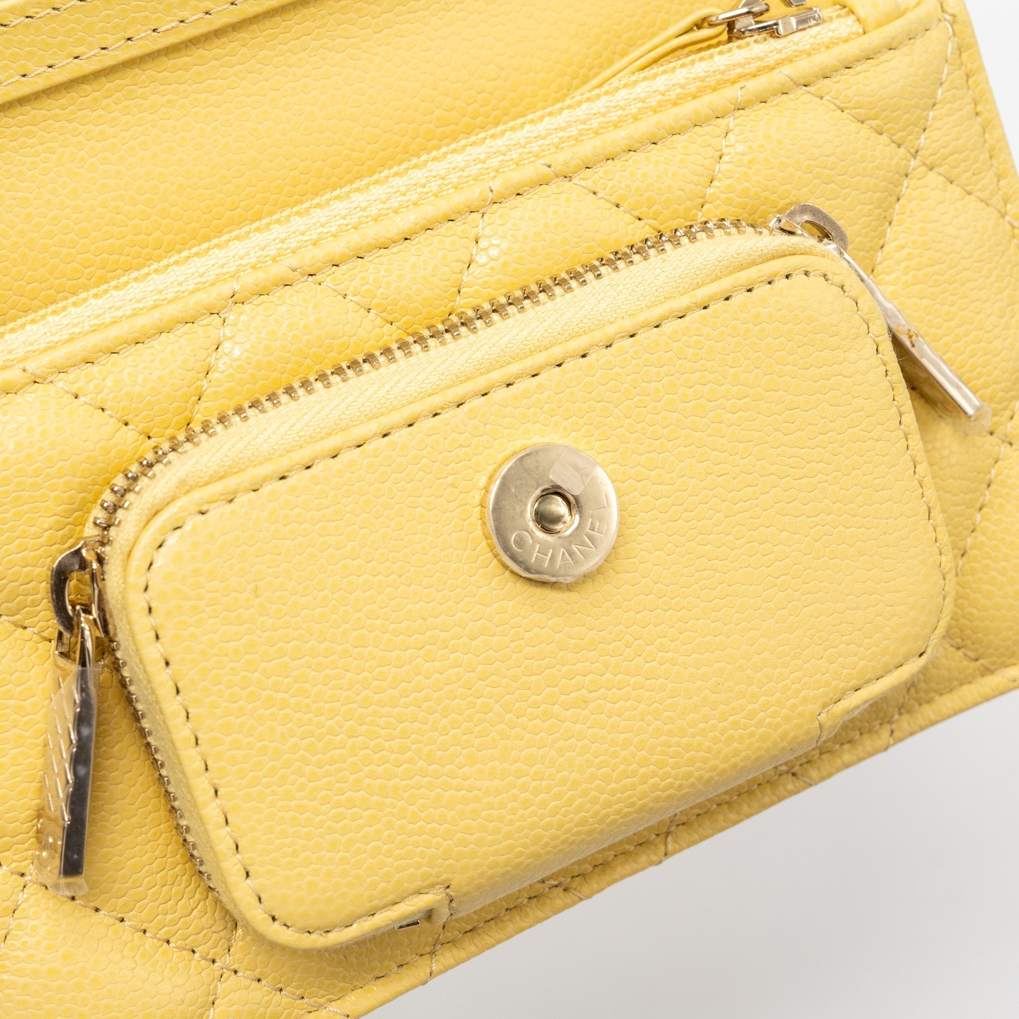 chanel-mini-business-affinity-wallet-on-chain-caviar-yellow-lghw-microchip