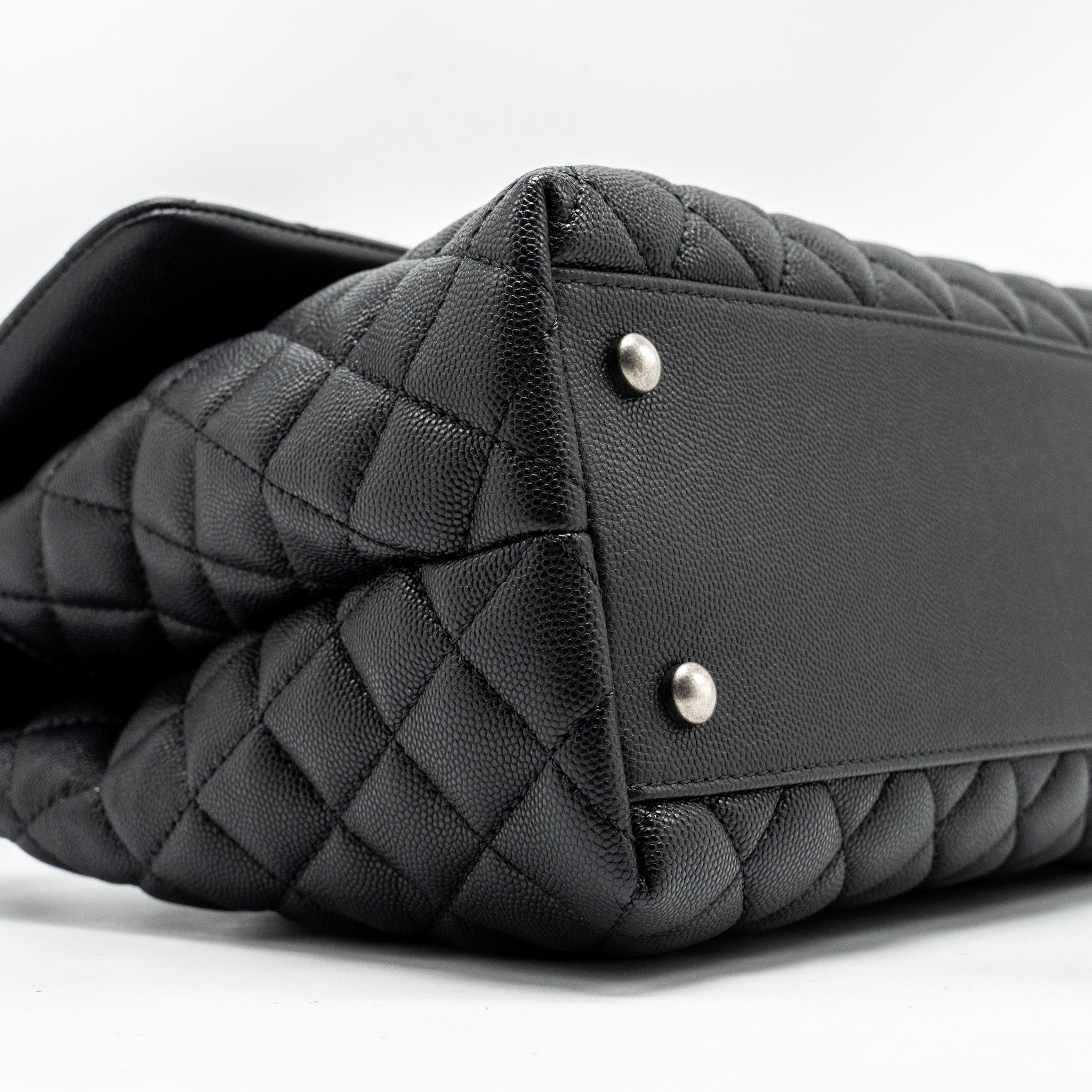 chanel-large-coco-handle-caviar-with-lizard-handle-black-ruthenium-hardware
