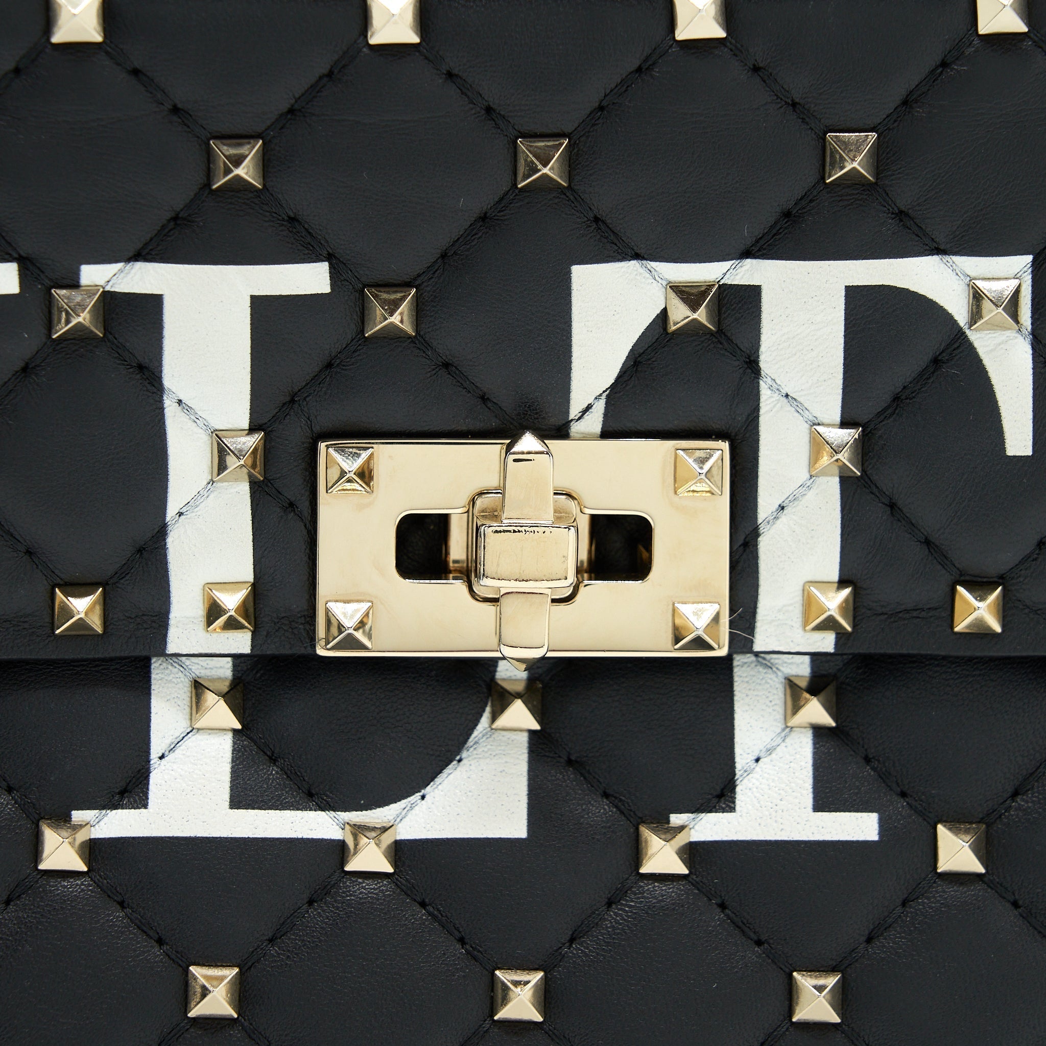 valentino-garavani-medium-rockstud-spike-shoulder-black-letter-print-lghw