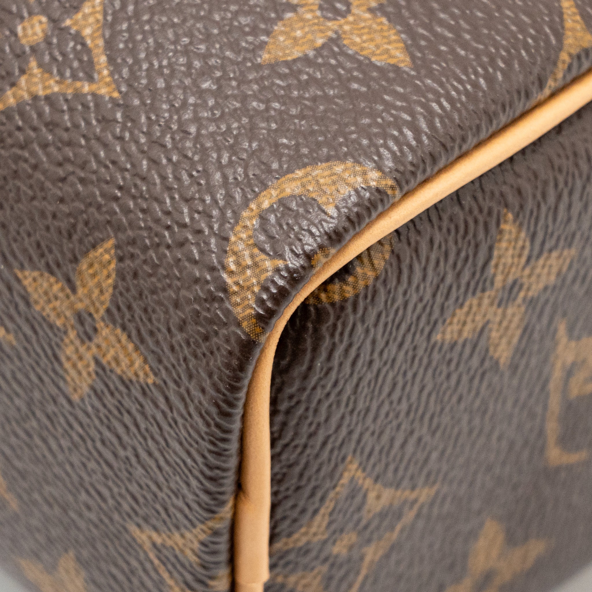 lv-monogram-3