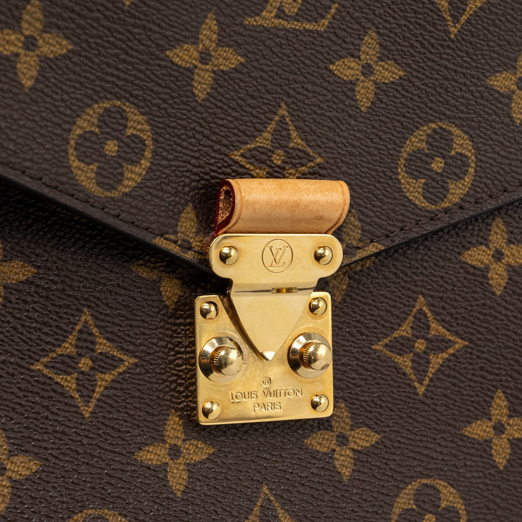louis-vuitton-pochette-metis-monogram-canvas-ghw-16