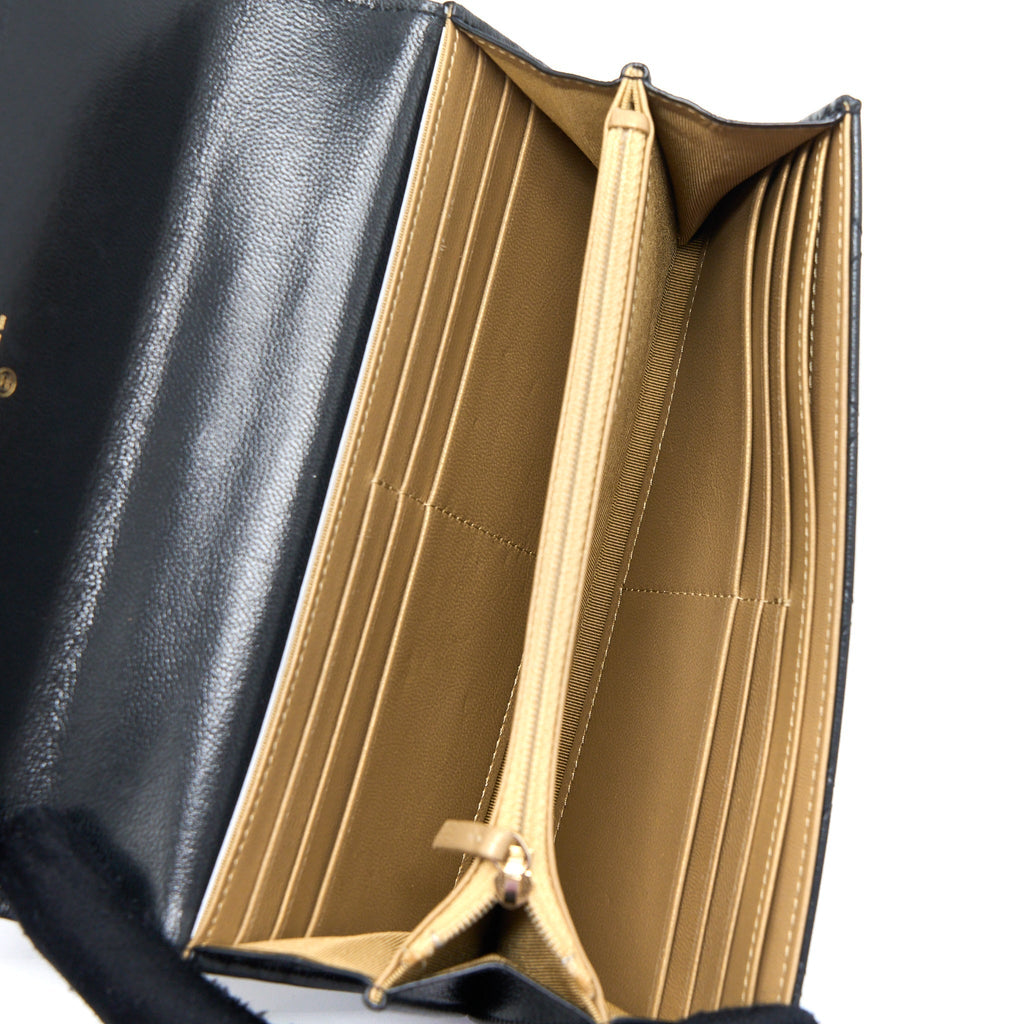 chanel-pearl-flap-wallet-on-chain-pearl-lambskin-black-ghw
