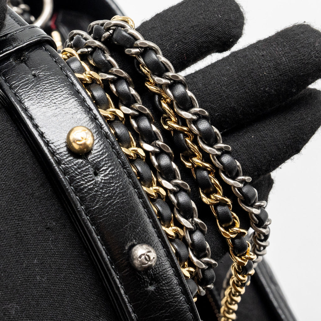 chanel-large-gabrielle-hobo-bag-calfskin-black-multicolor-hardware