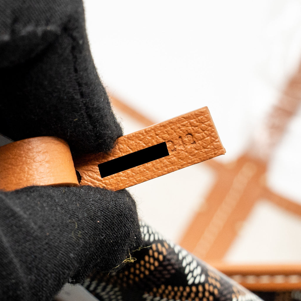 goyard-saint-louis-gm-tote-bag-goyardine-canvas-leather-black-brown-shw