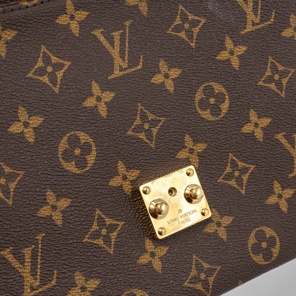 louis-vuitton-pochette-metis-monogram-canvas-ghw-16