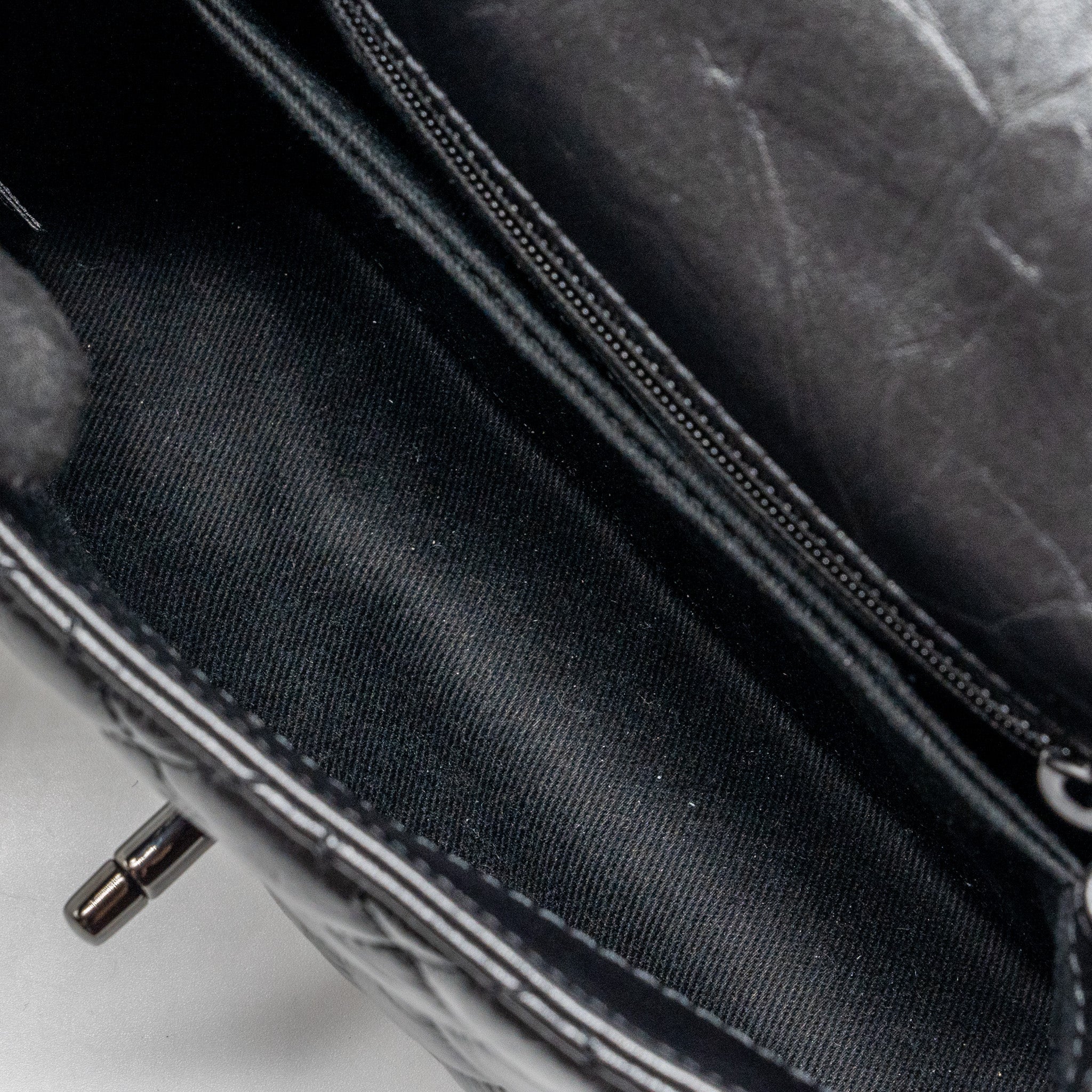 chanel-small-coco-handle-aged-calfskin-black-with-black-hardware