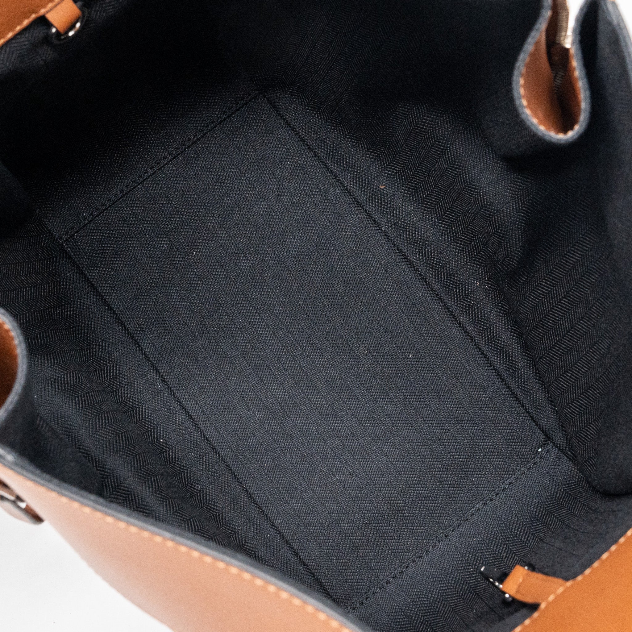 loewe-small-hammock-bag-calfskin-caramel-shw