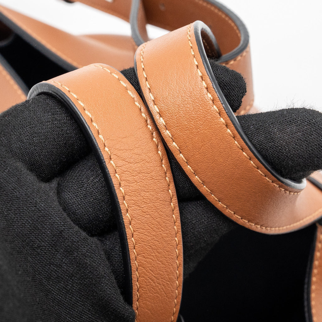 loewe-small-hammock-bag-calfskin-caramel-shw