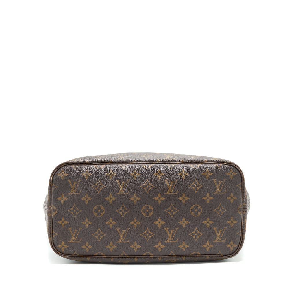 louis-vuitton-neverfull-mm-monogram-canvas