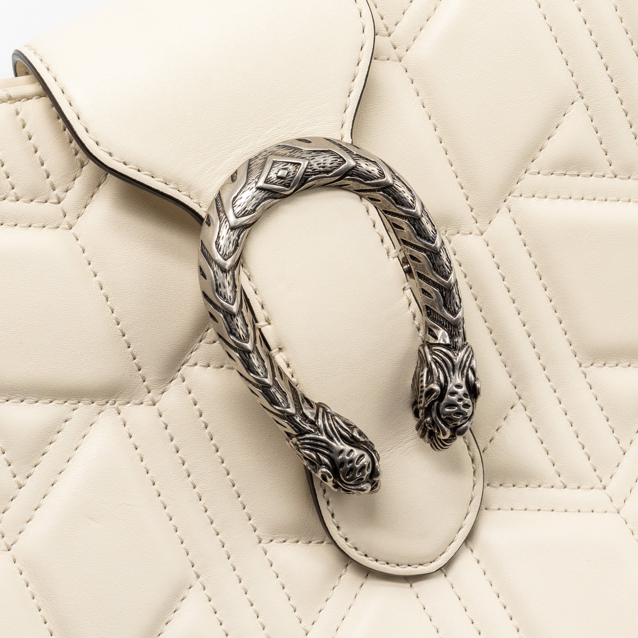 gucci-dionysus-hobo-shoulder-bag-calfskin-white-shw