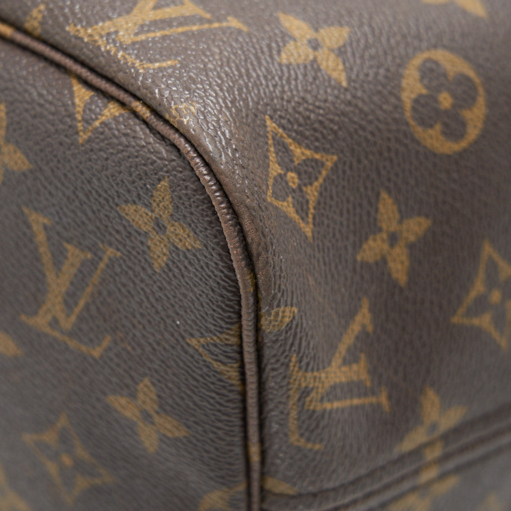 louis-vuitton-neverfull-mm-monogram-canvas