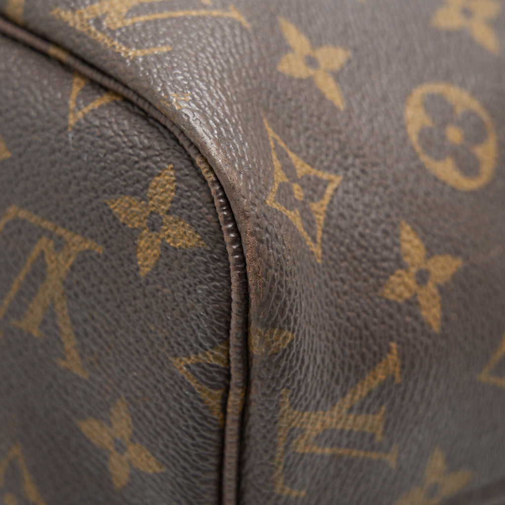 louis-vuitton-neverfull-mm-monogram-canvas