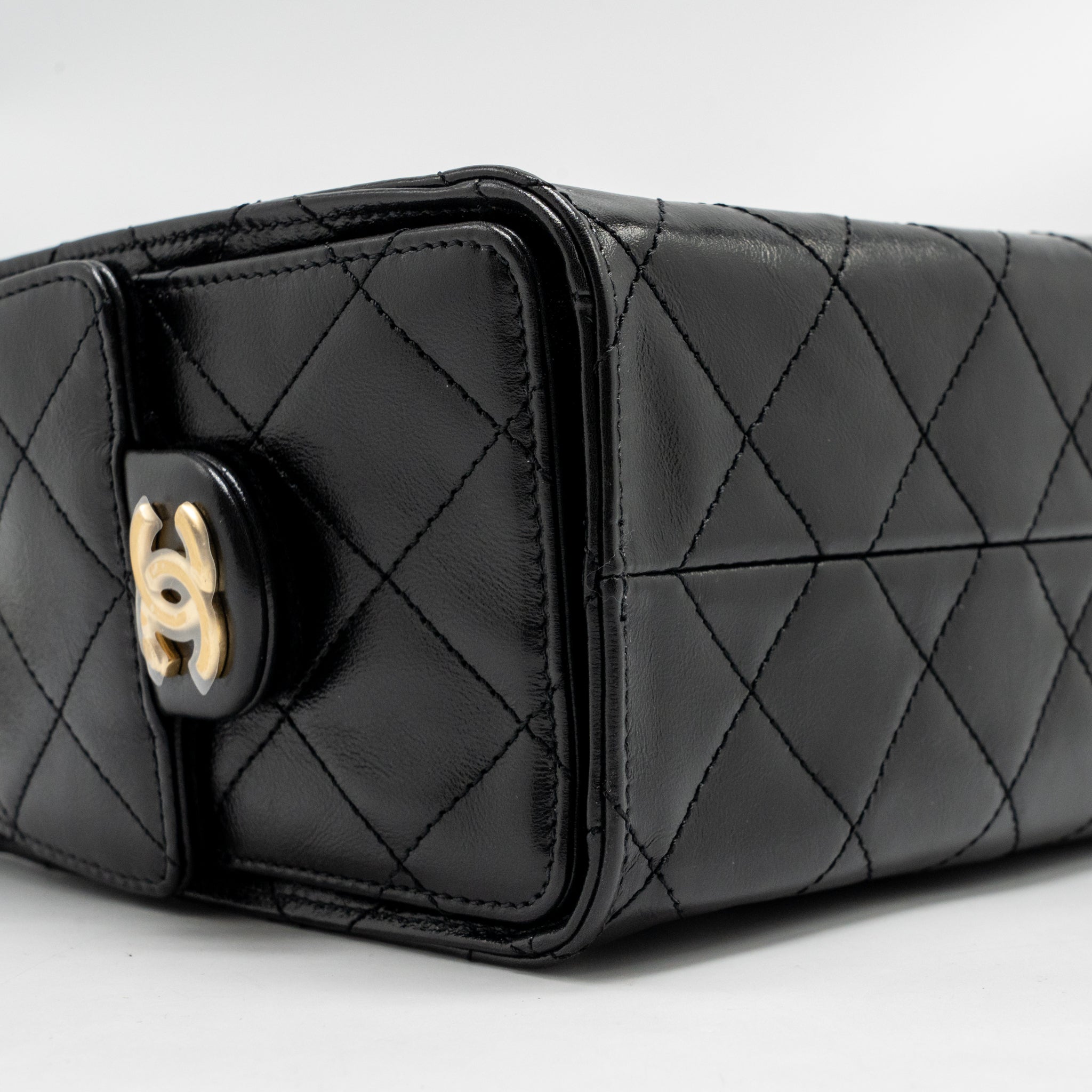 chanel-mini-25-bag-aged-calfskin-black-ghw-microchip