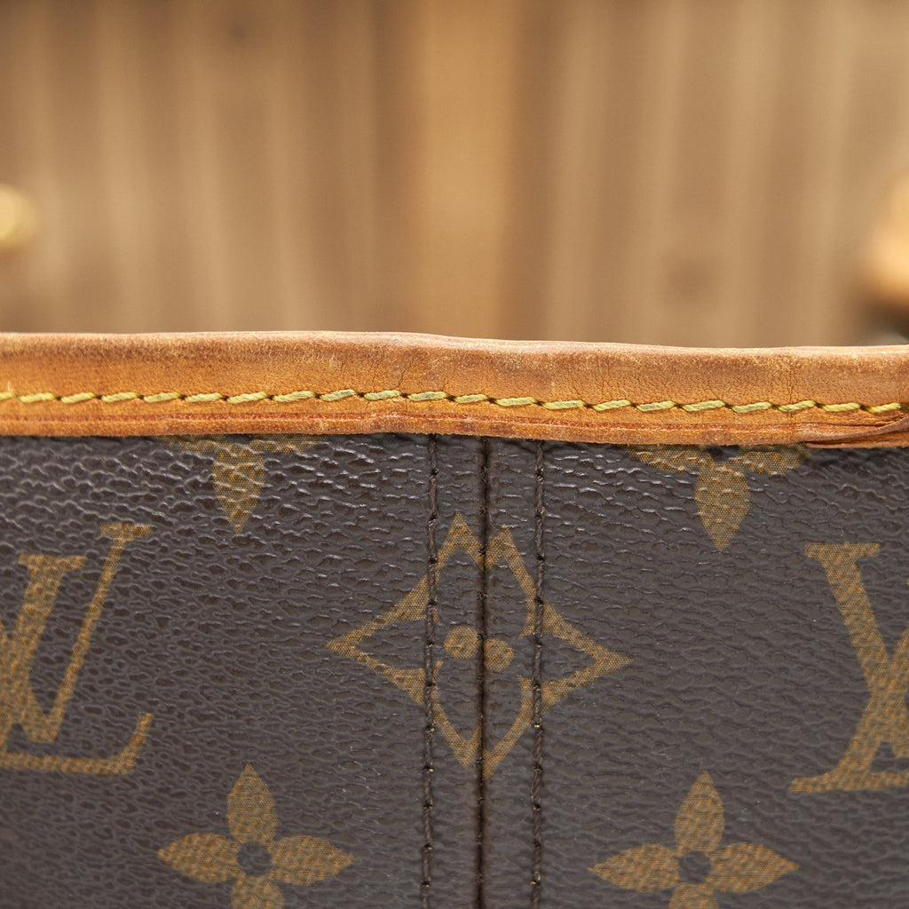 louis-vuitton-neverfull-mm-monogram-canvas