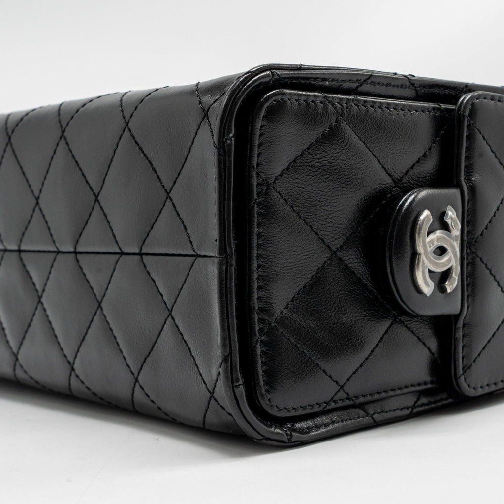 chanel-mini-25-bag-aged-calfskin-black-ghw-microchip