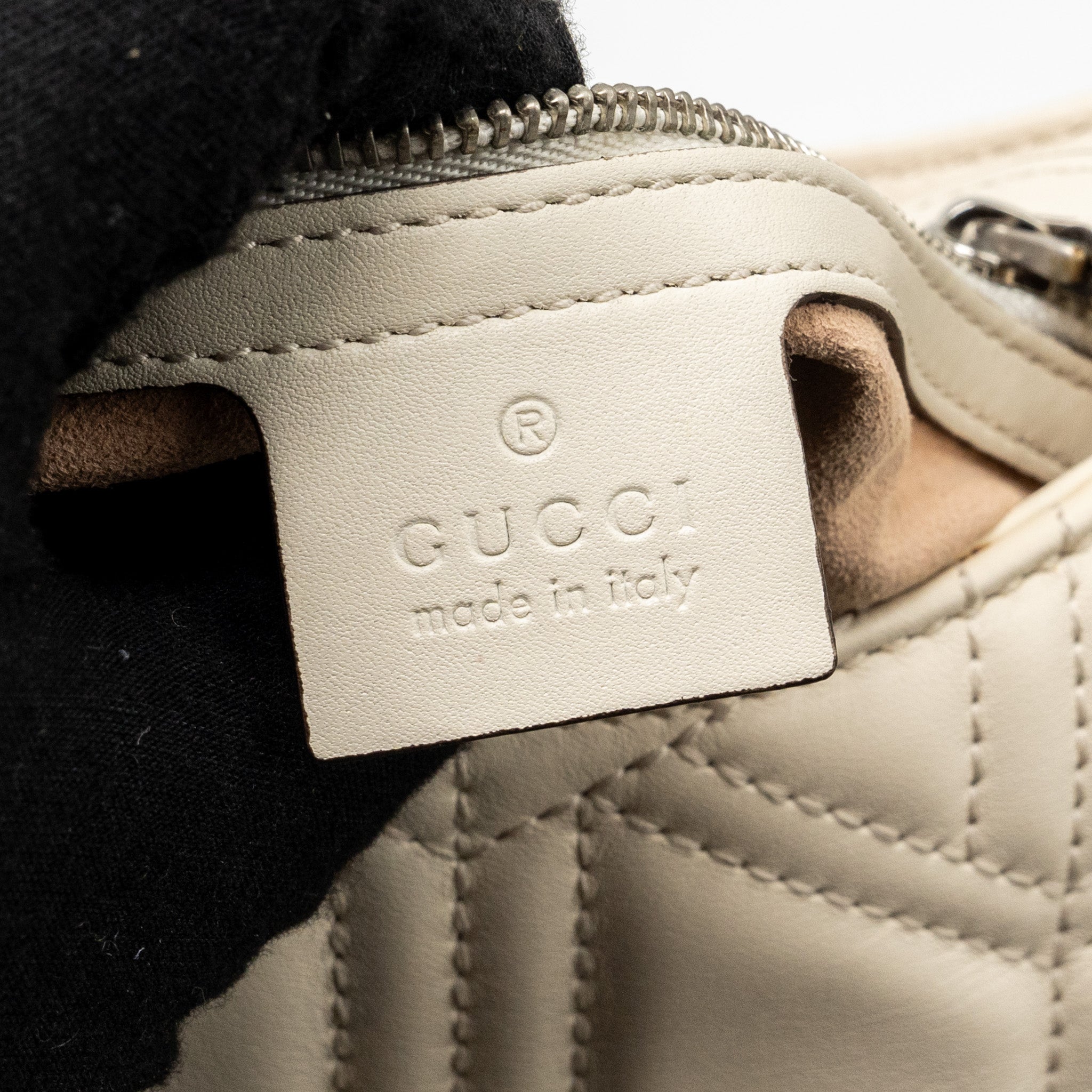gucci-dionysus-hobo-shoulder-bag-calfskin-white-shw