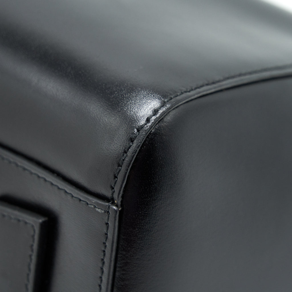 givenchy-antigona-medium-black
