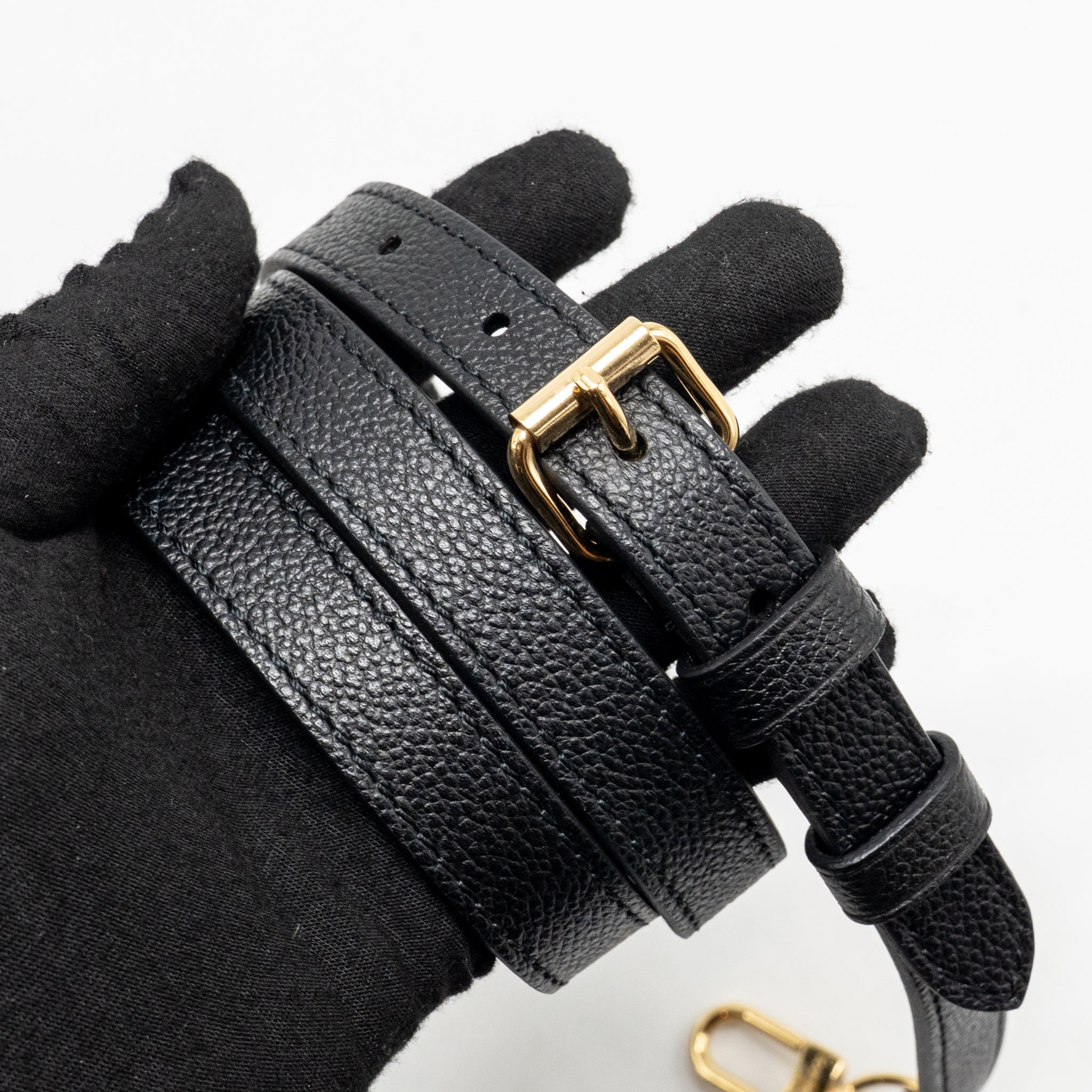 louis-vuitton-onthego-bb-bicolour-monogram-empreinte-leather-ghw-1
