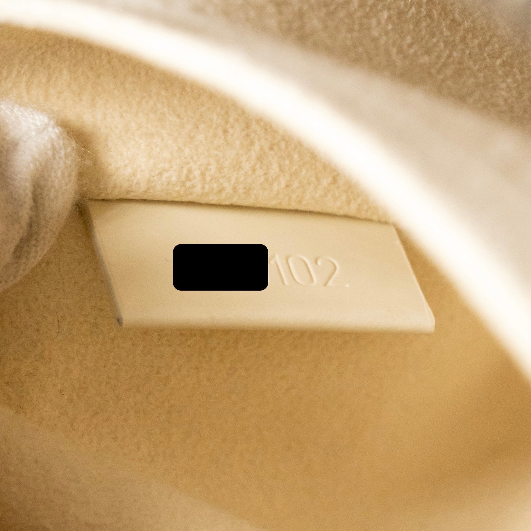 louis-vuitton-speedy-cube-mm-damier-facette-patent-leather-beige-shw-copy