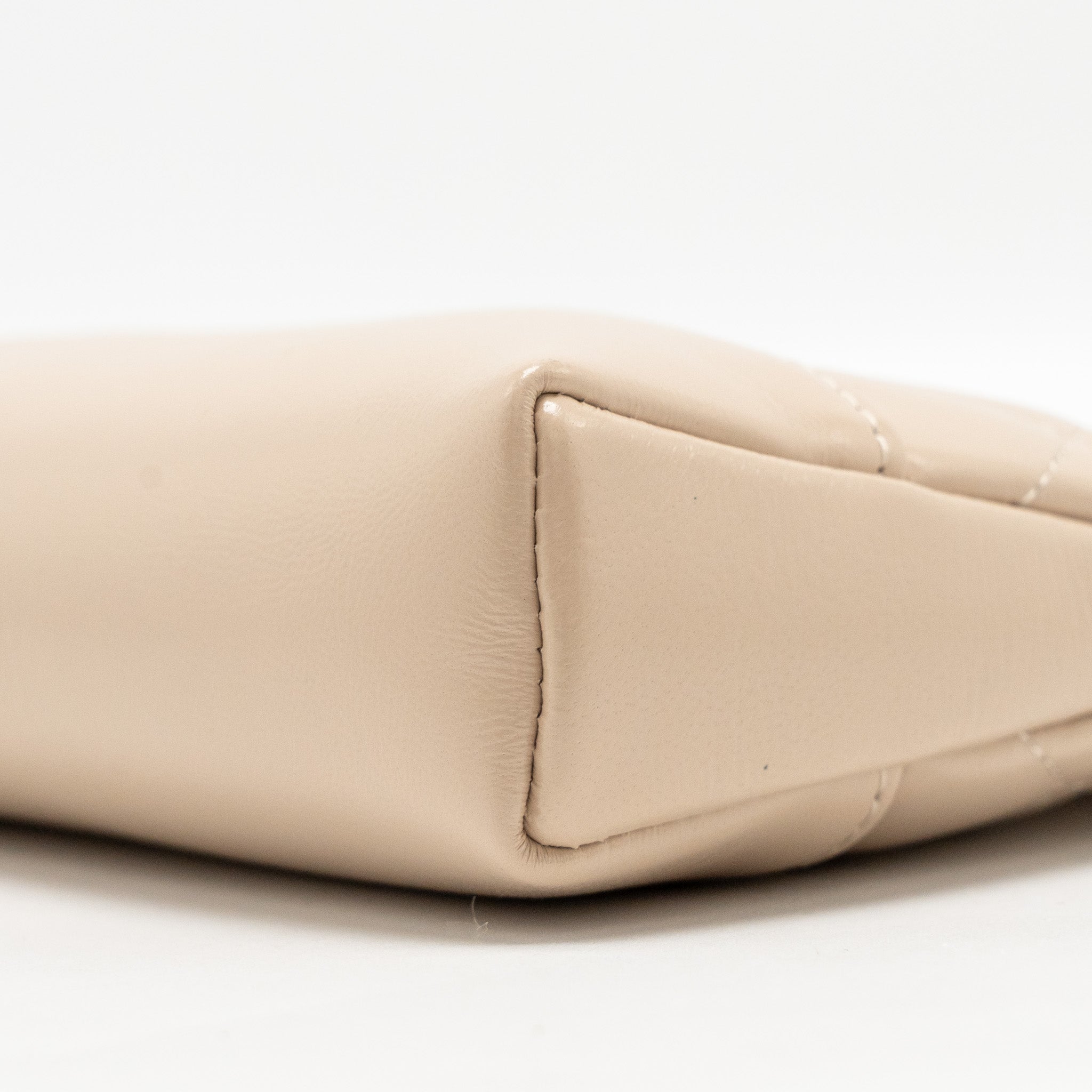 chanel-mini-31-clutch-with-chain-shiny-lambskin-light-beige-lghw-microchip