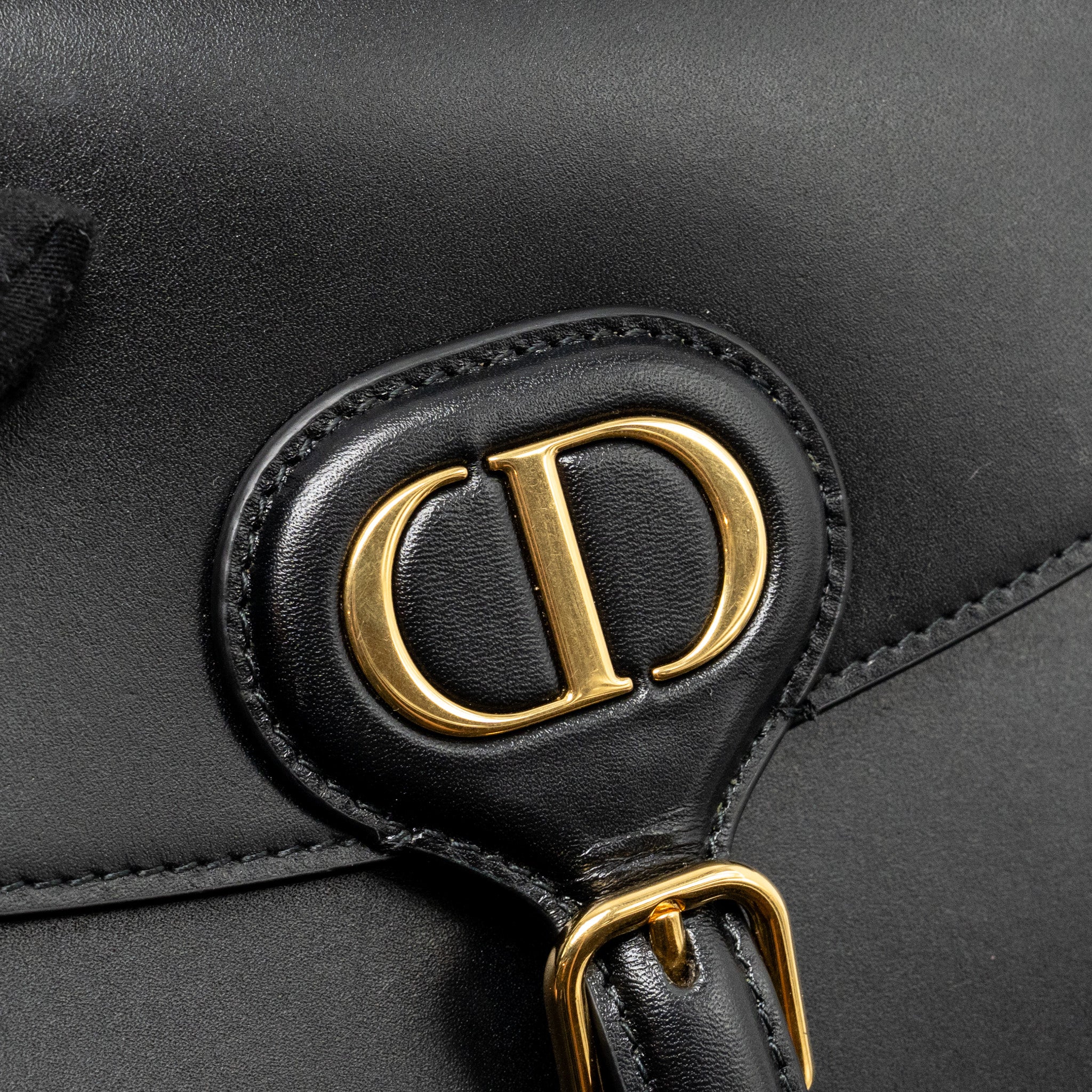 dior-meduim-dior-bobby-bag-calfskin-black-ghw