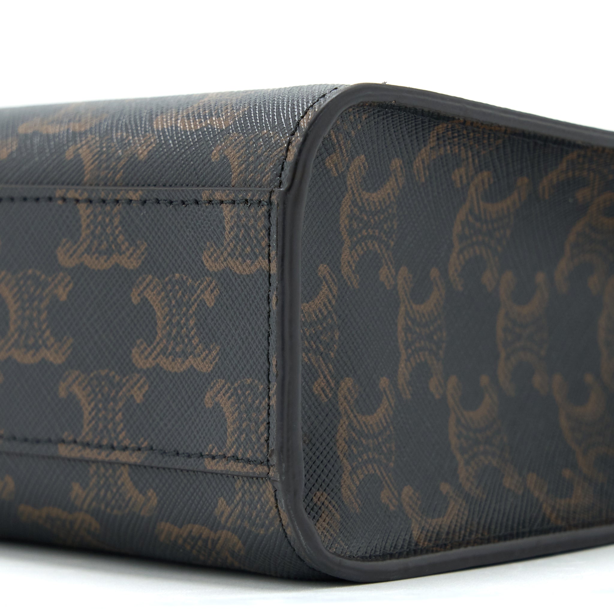 celine-vertical-cabas-triomphe-canvas-ghw-1