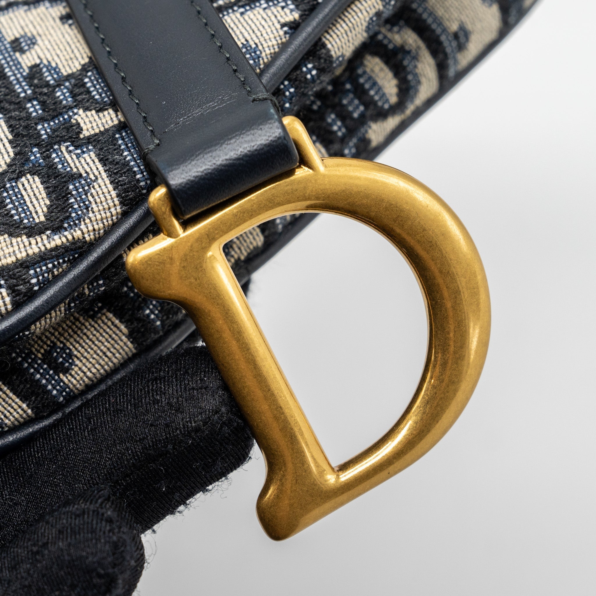 dior-mini-saddle-bag-blue-oblique-jacquard-ghw-1