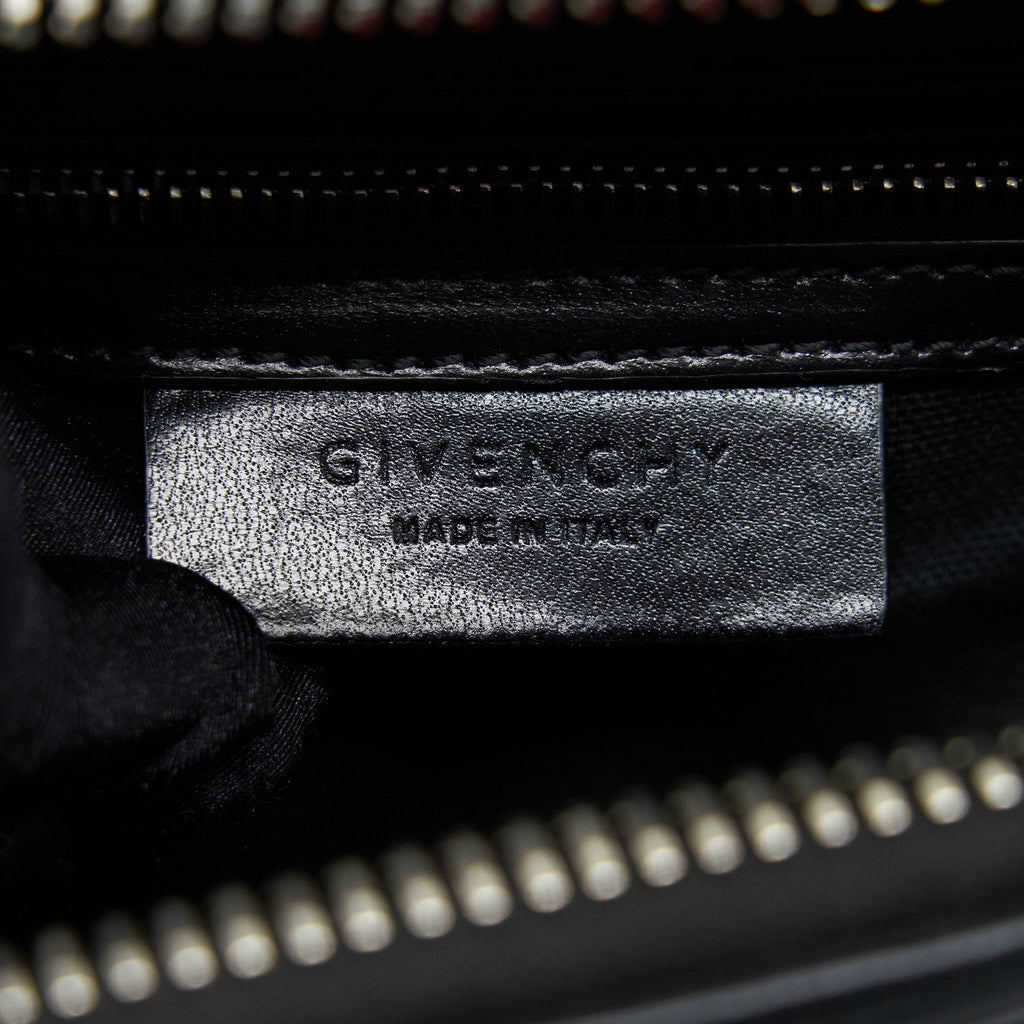 givenchy-antigona-medium-black