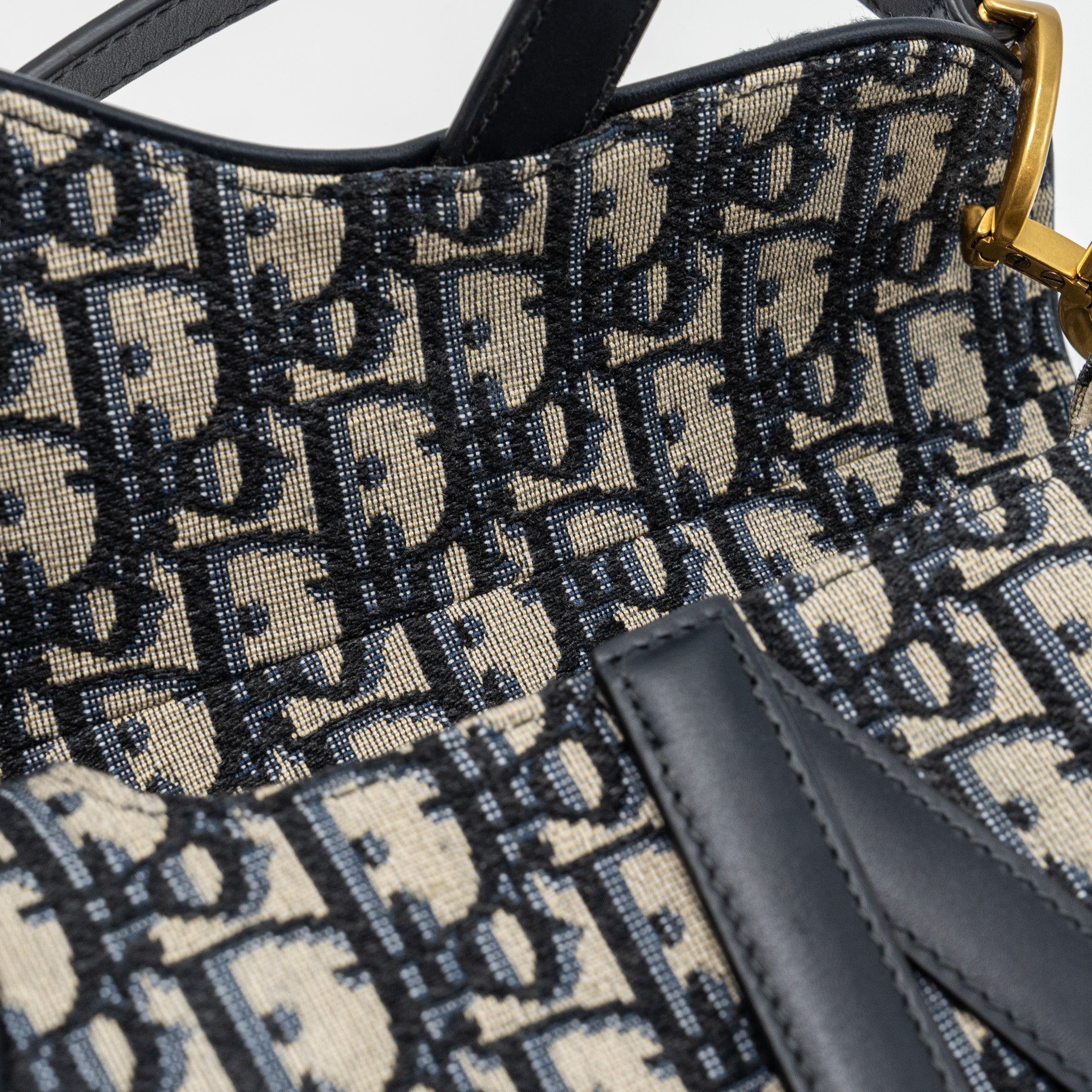 dior-mini-saddle-bag-blue-oblique-jacquard-ghw-1