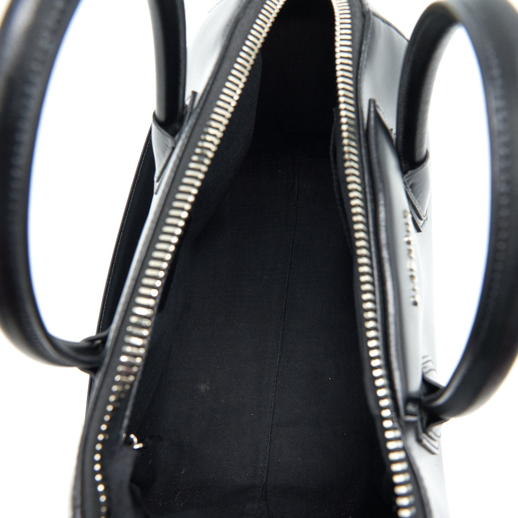 givenchy-antigona-medium-black