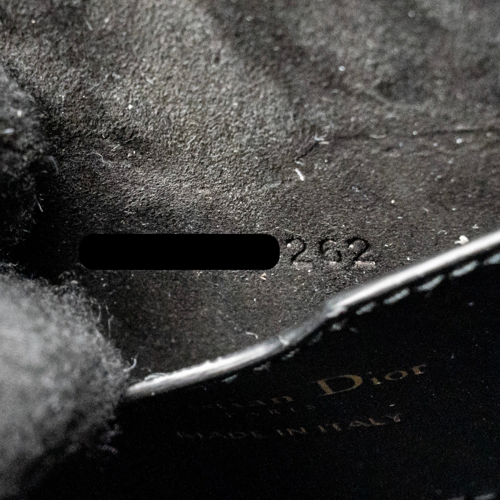 dior-meduim-dior-bobby-bag-calfskin-black-ghw