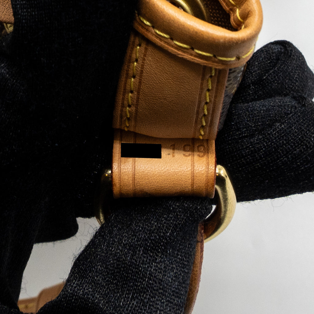 louis-vuitton-petit-noe-monogram-canvas-ghw-5