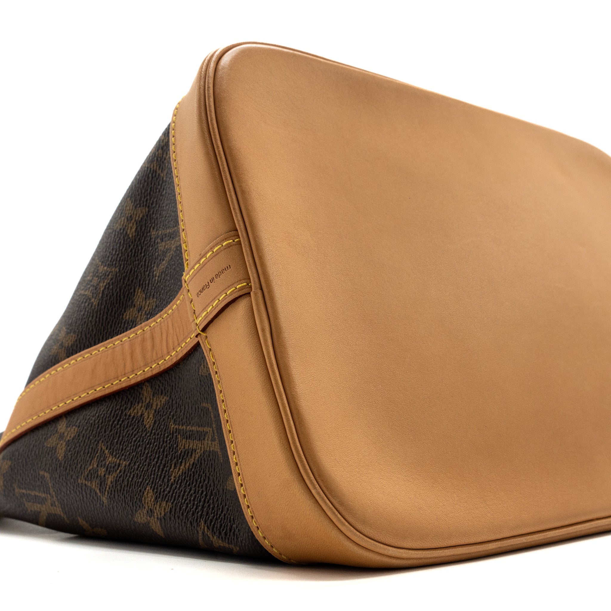 louis-vuitton-petit-noe-monogram-canvas-ghw-5