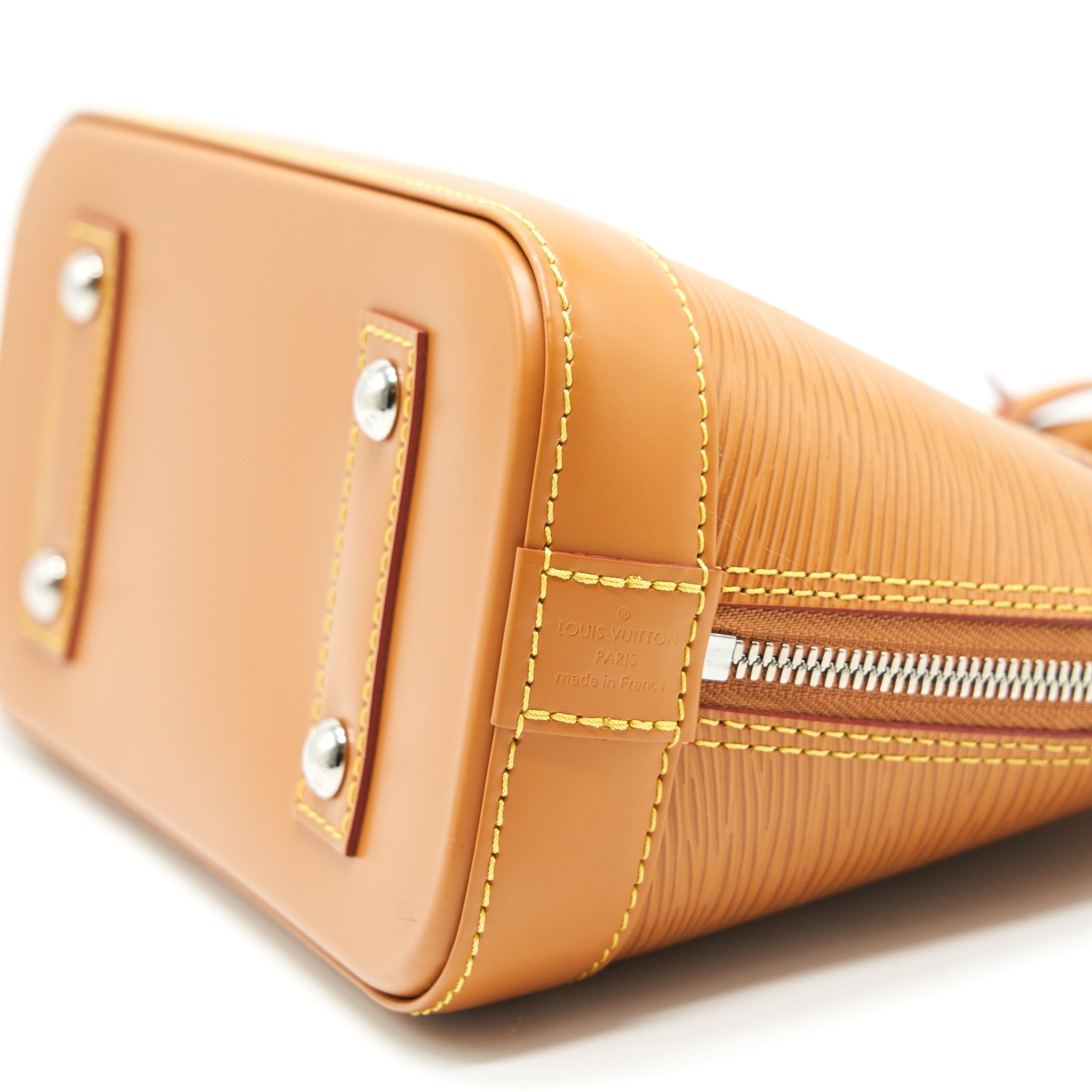 louis-vuitton-alma-bb-new-version-gold-miel