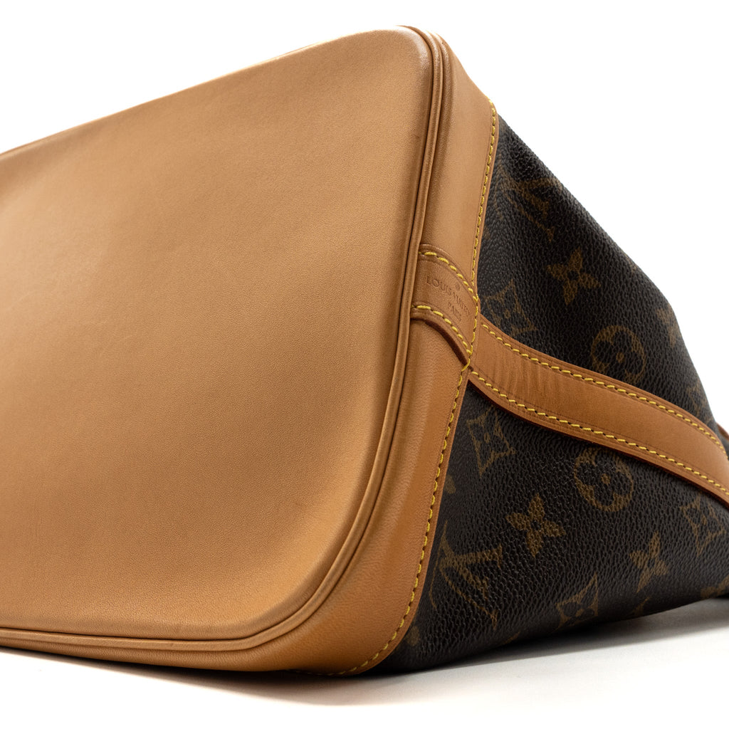 louis-vuitton-petit-noe-monogram-canvas-ghw-5