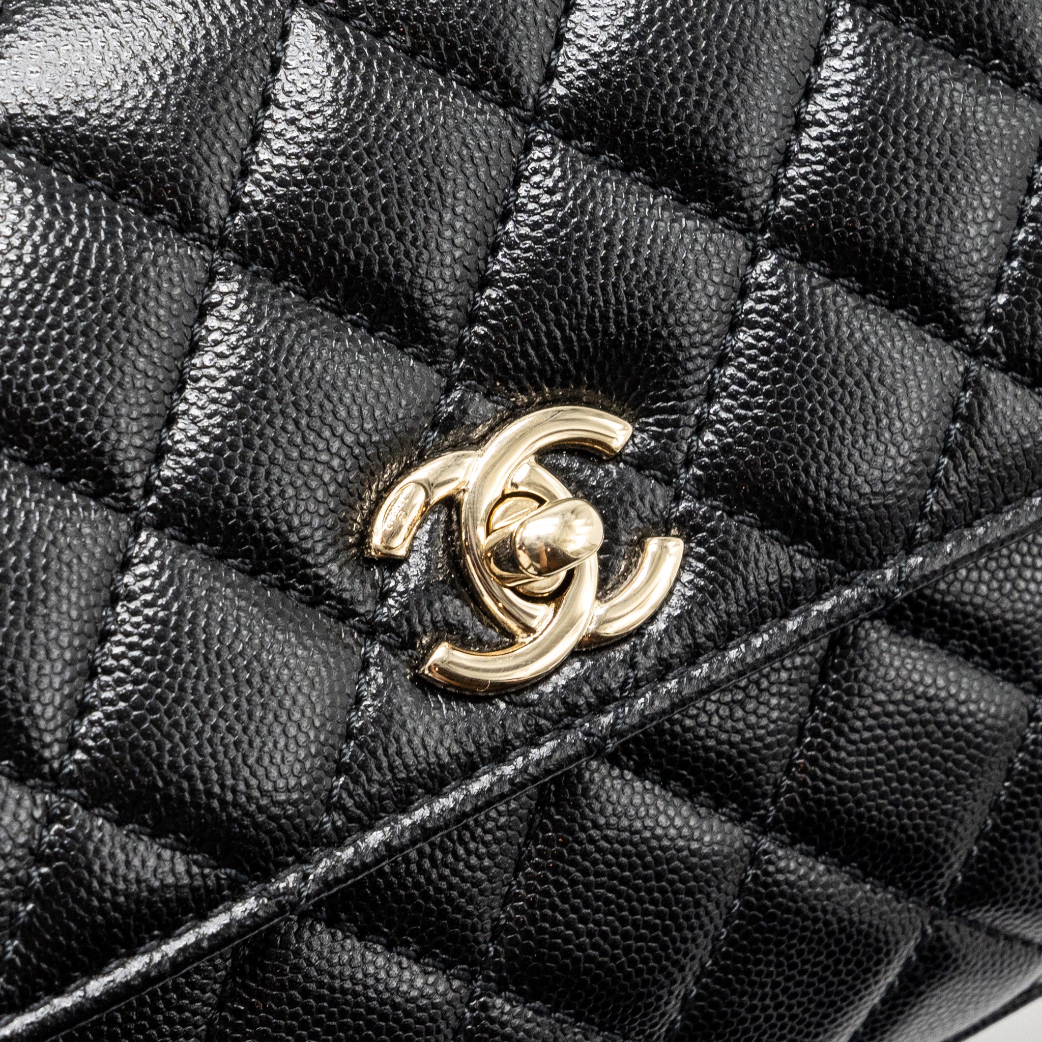 chanel-small-coco-handle-caviar-black-lghw-microchip-13