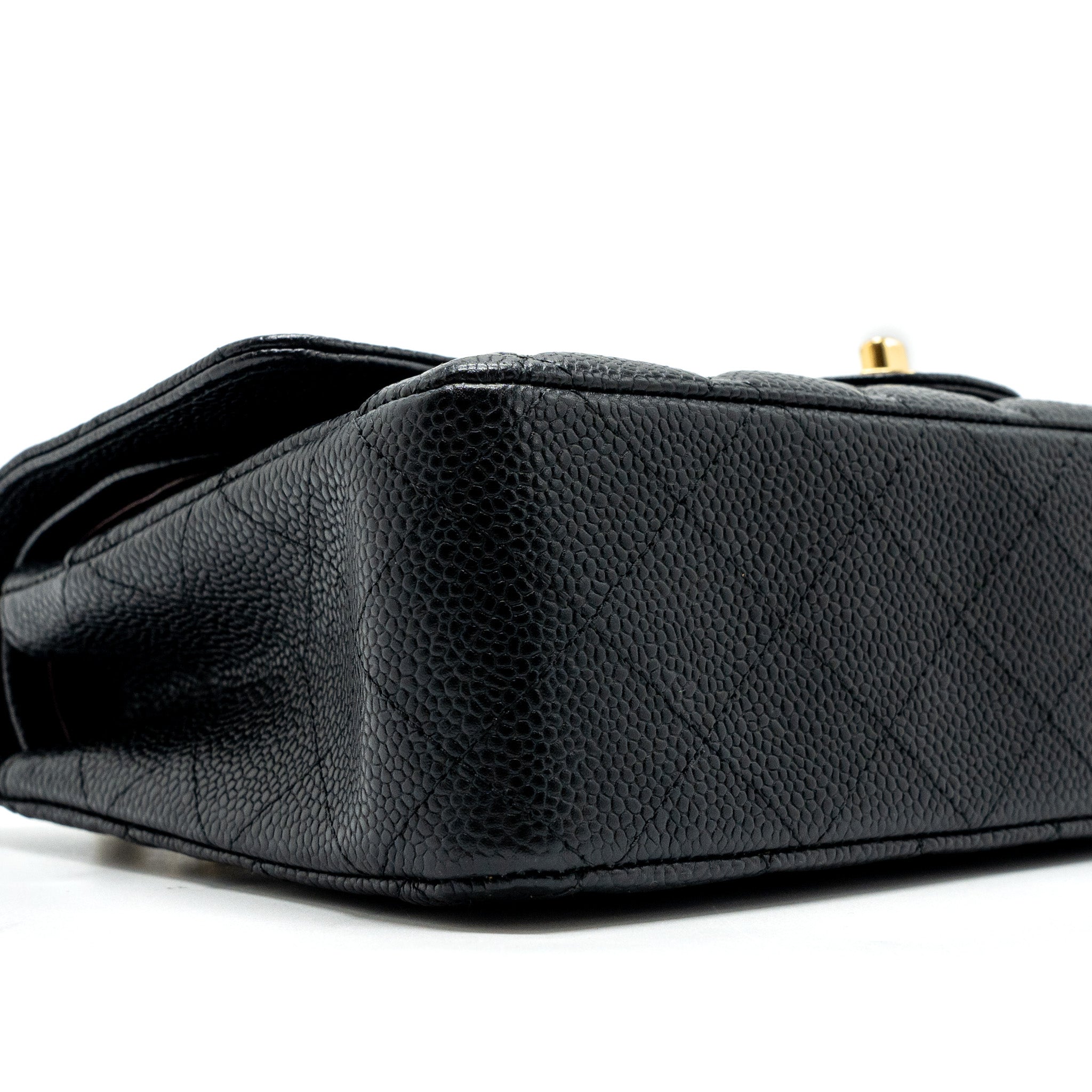 chanel-medium-classic-double-flap-bag-caviar-black-ghw-12