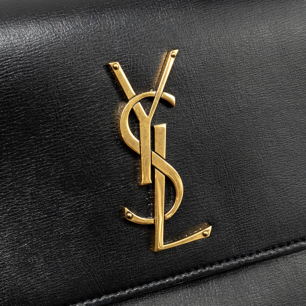 saint-laurent-ysl-medium-top-handle-sunset-bag-calfskin-black-ghw
