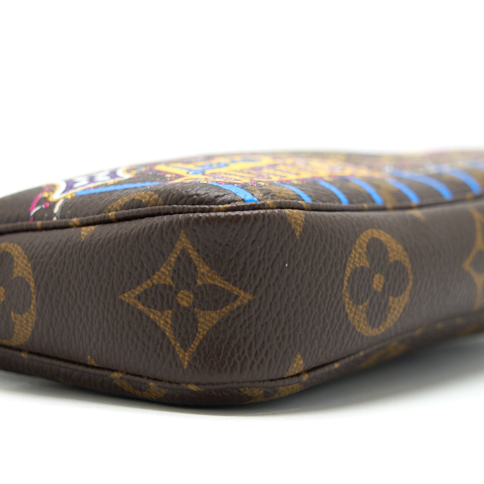 louis-vuitton-mini-pochette-accessories-limited-edition-monogram-canvas-ghw
