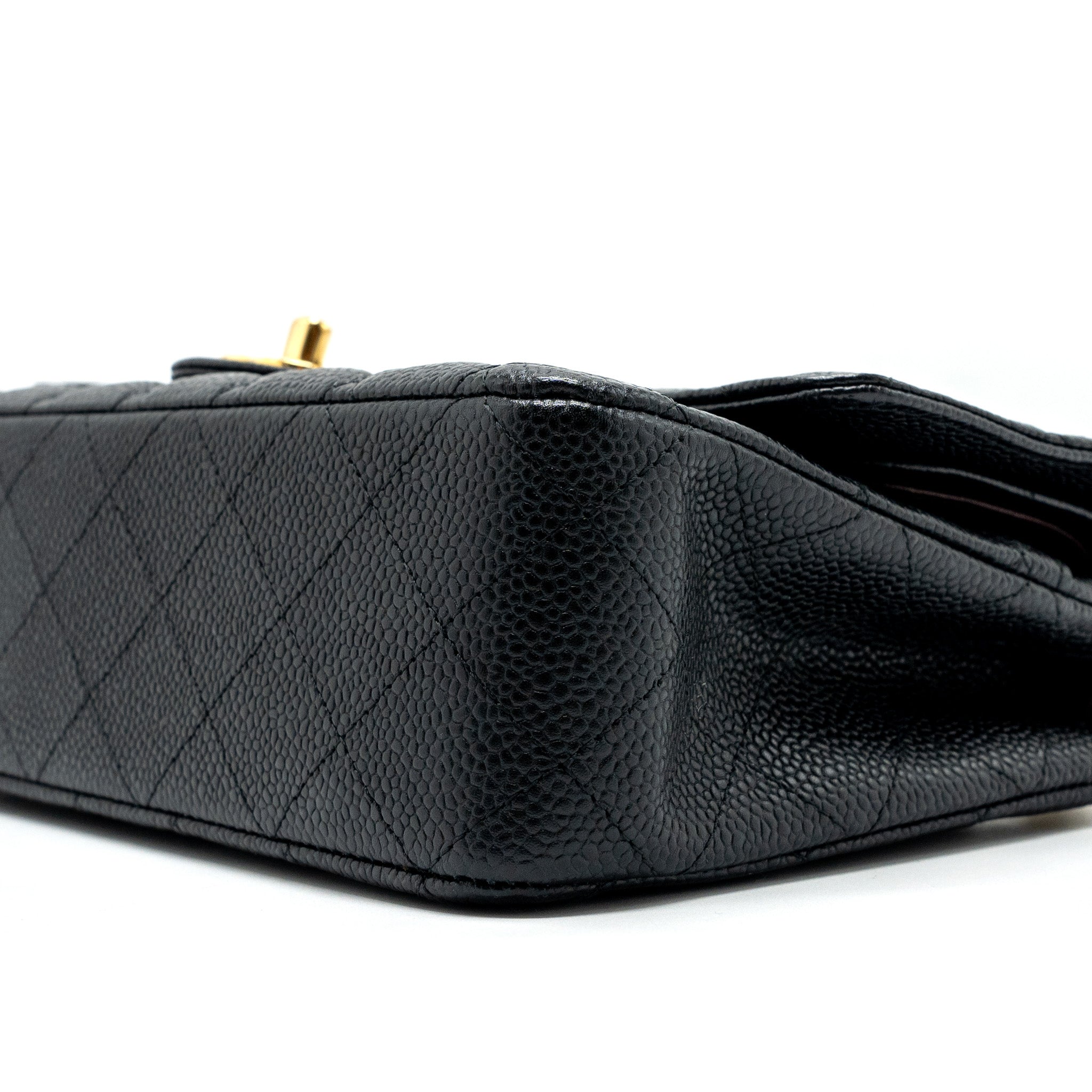 chanel-medium-classic-double-flap-bag-caviar-black-ghw-12