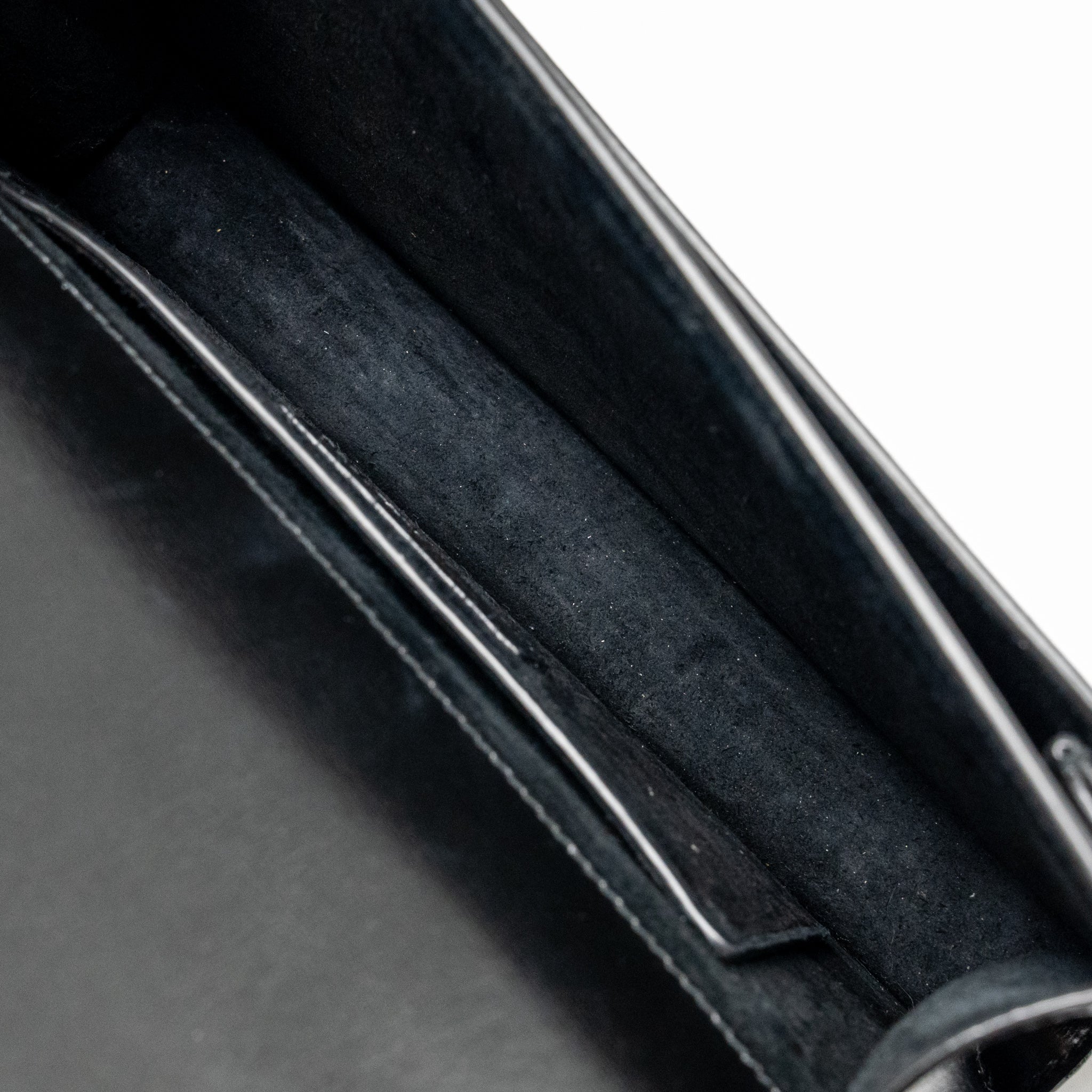 saint-laurent-ysl-medium-top-handle-sunset-bag-calfskin-black-ghw