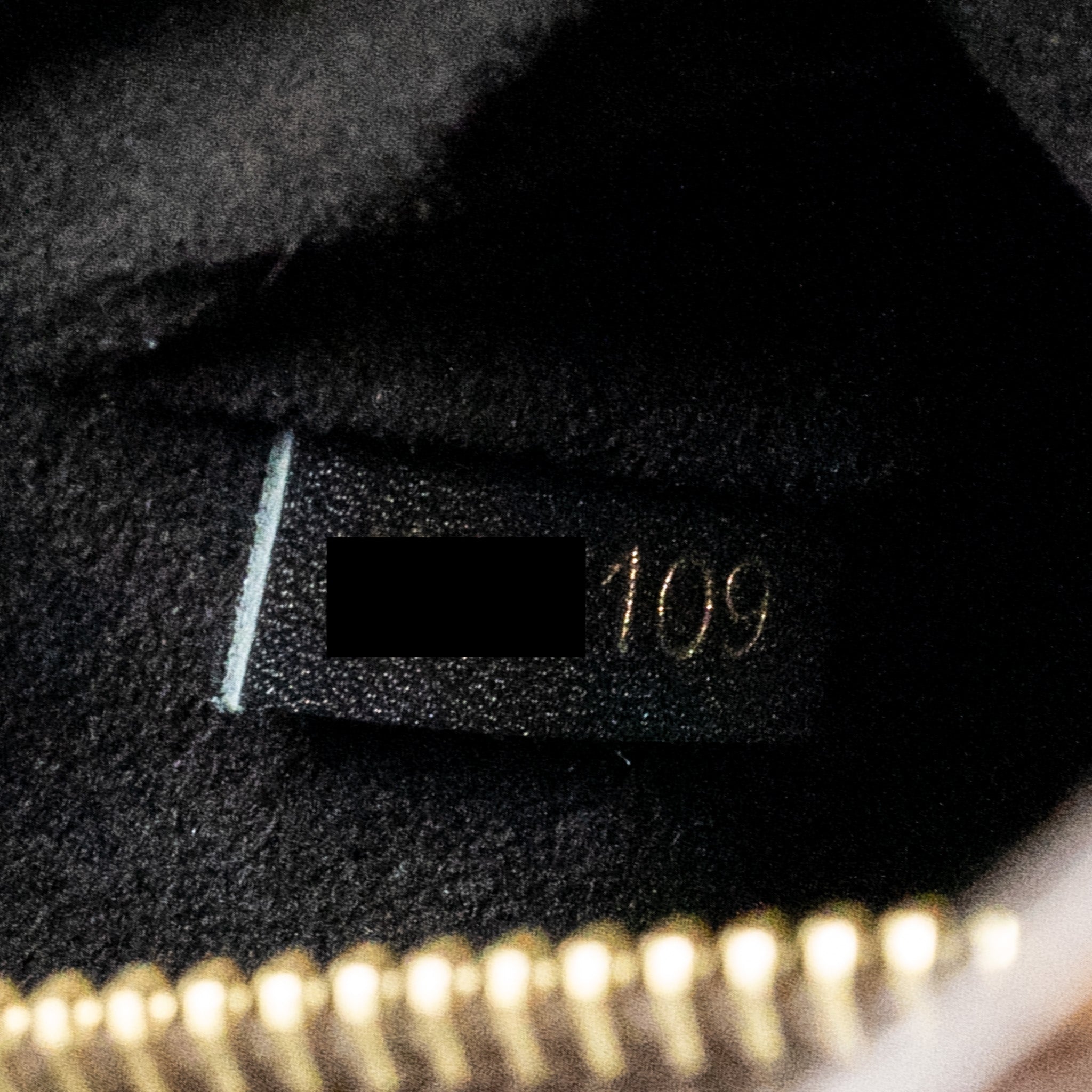louis-vuitton-neo-noe-monogram-canvas-black-ghw-4