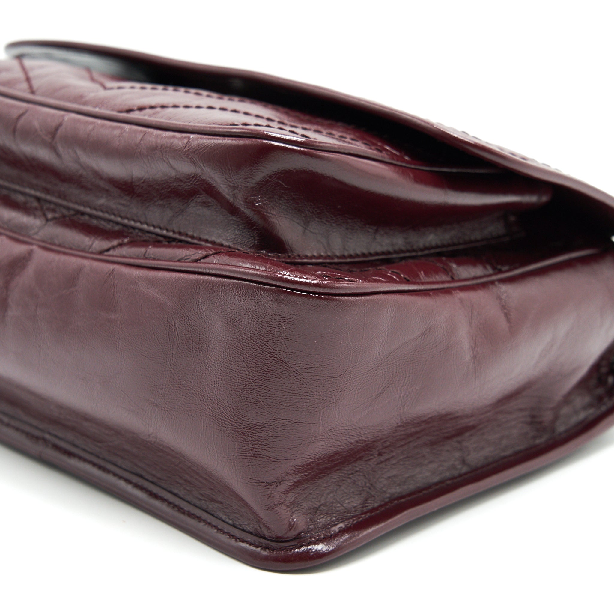 saint-laurent-ysl-burgundy