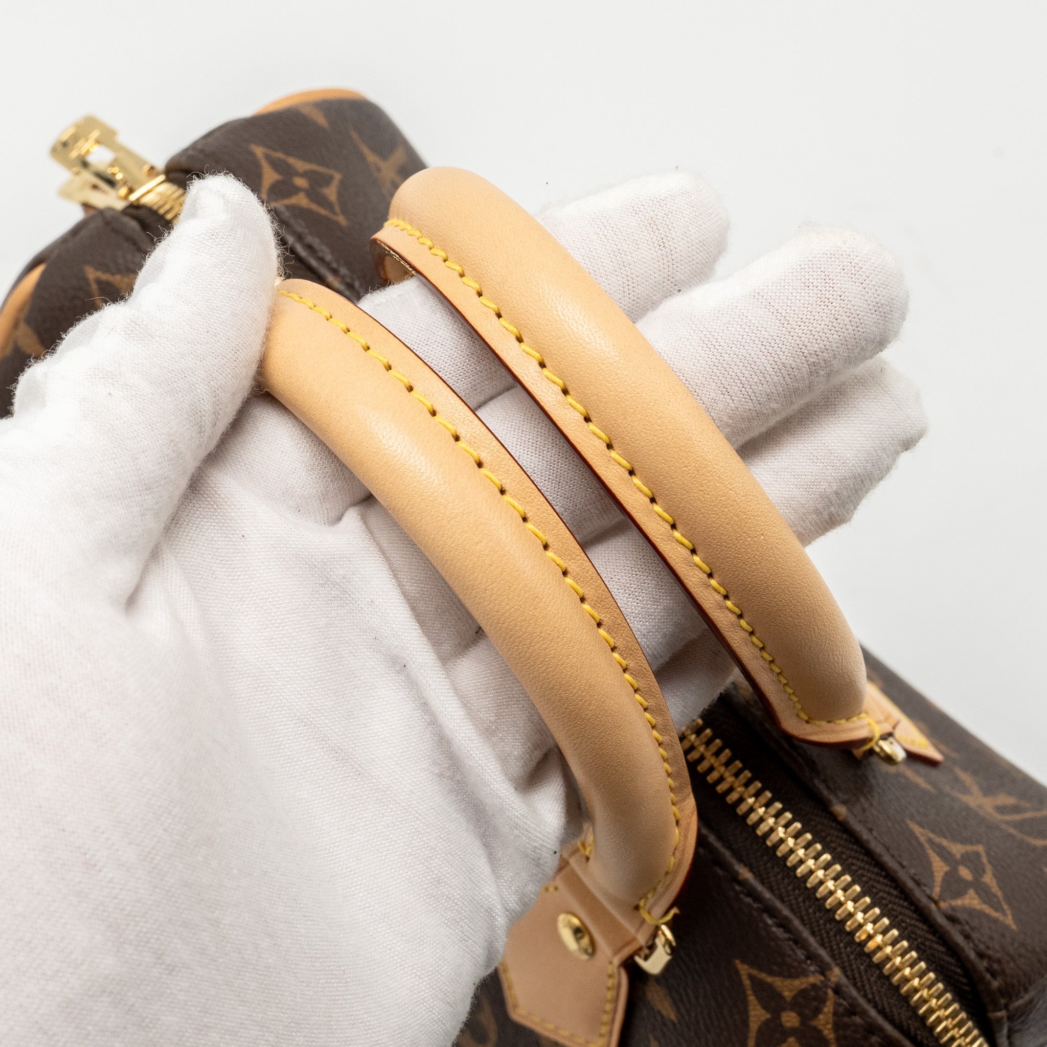 louis-vuitton-speedy-bandouliere-20-monogram-canvas-black-strap-ghw-3