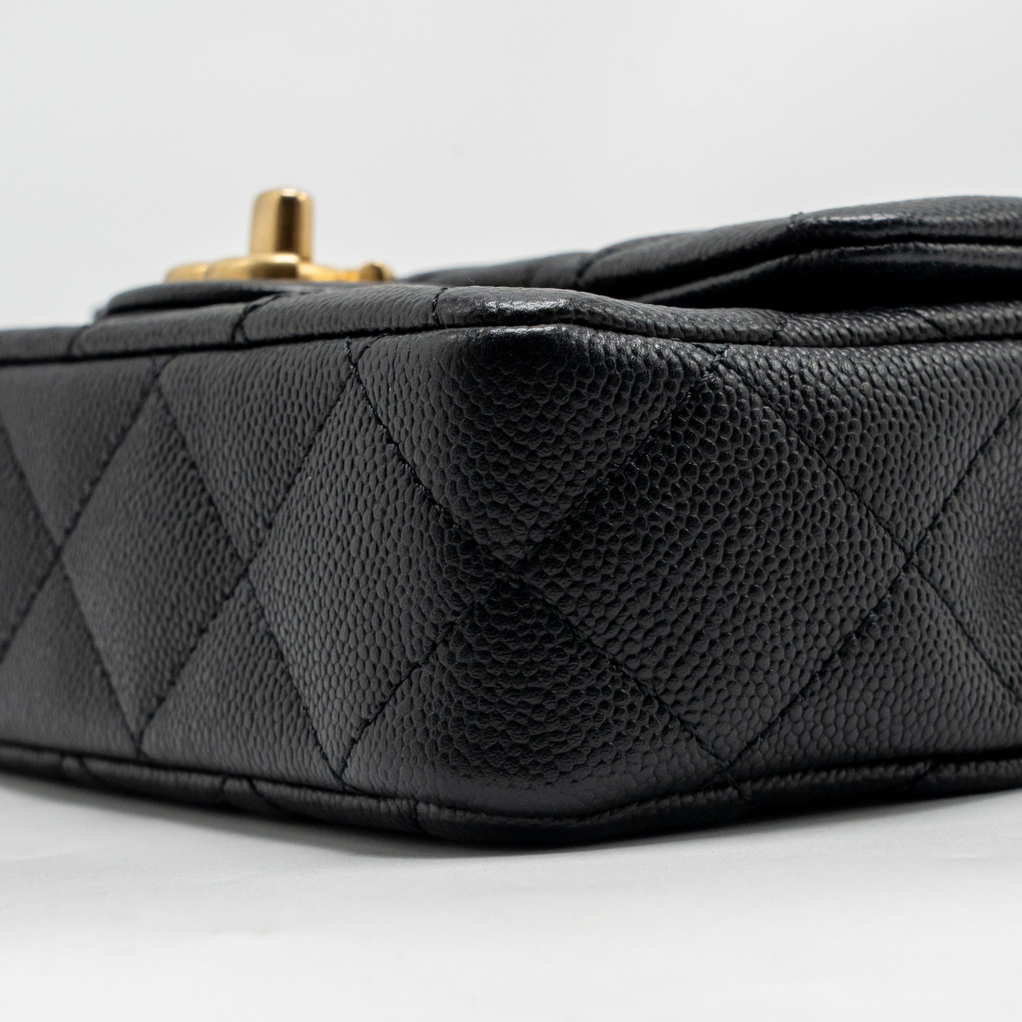 chanel-black-8