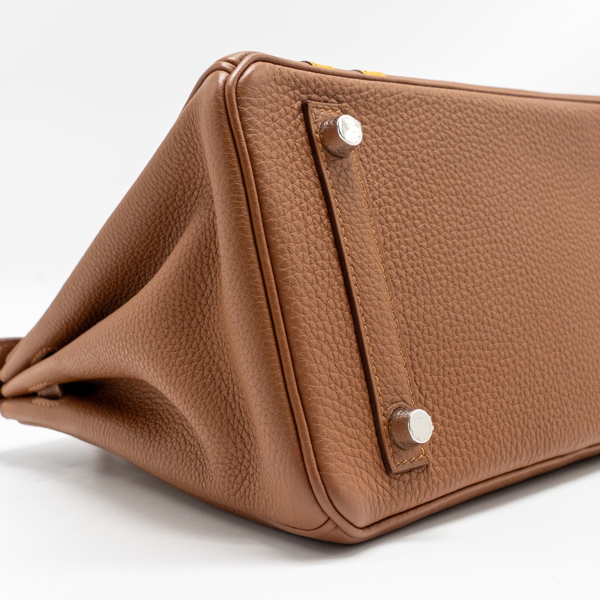 hermes-birkin-gold