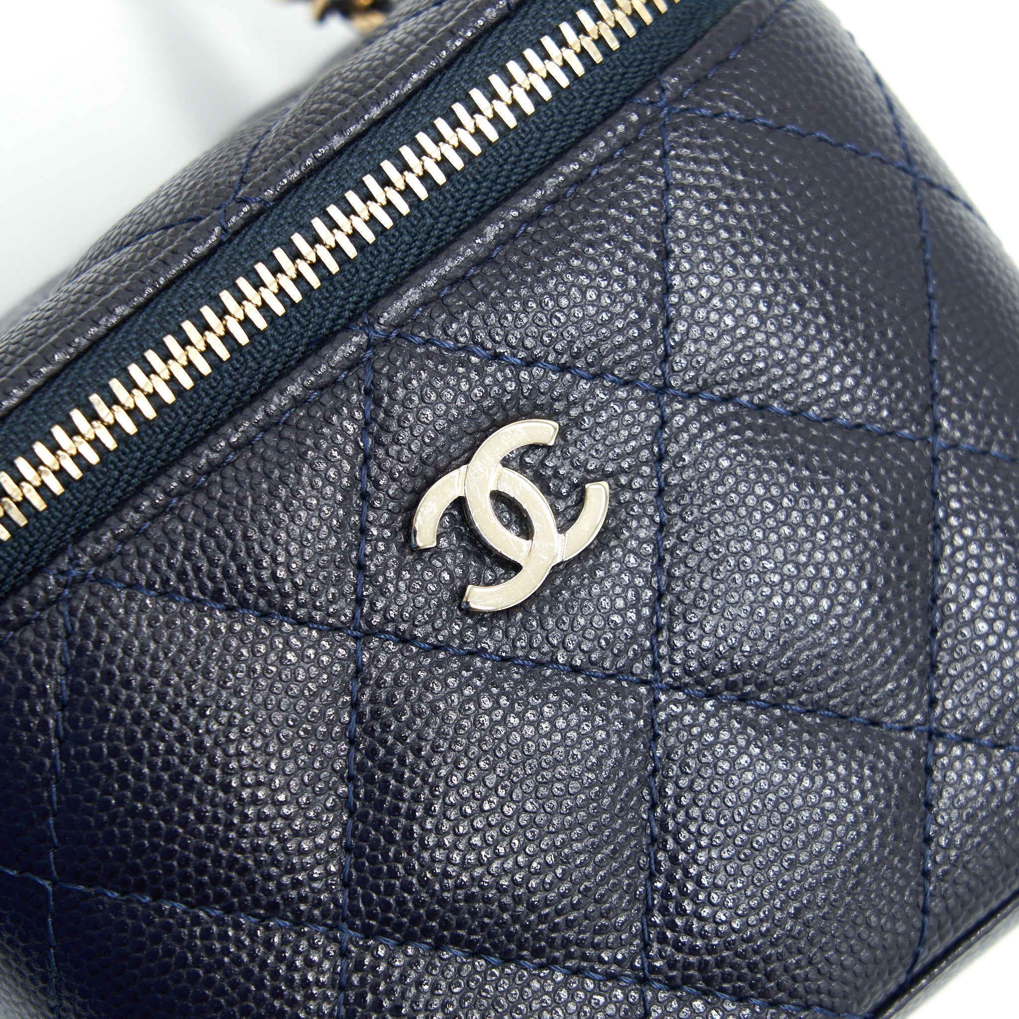 chanel-small-vanity-with-chain-navy-blue-with-lghw